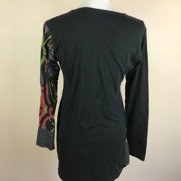 Leopards & Roses M Made in Nepal Cotton Top - Picture 3 of 4